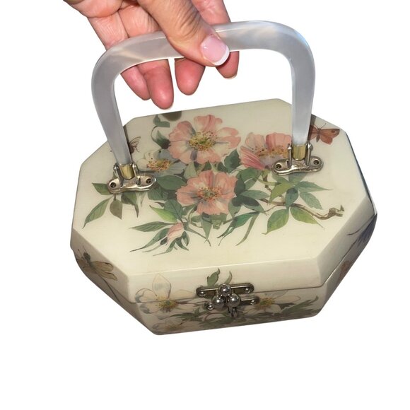 Margaret Dike Vintage Octagonal Box Cream Purse Garden Theme Signed - Picture 2 of 15